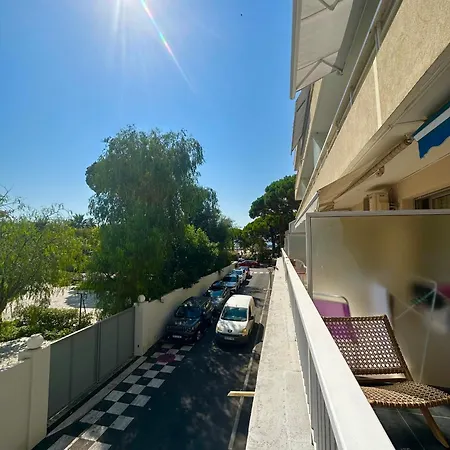 Plein Centre סן-מקסים