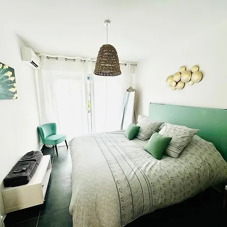 Plein Centre Apartment *